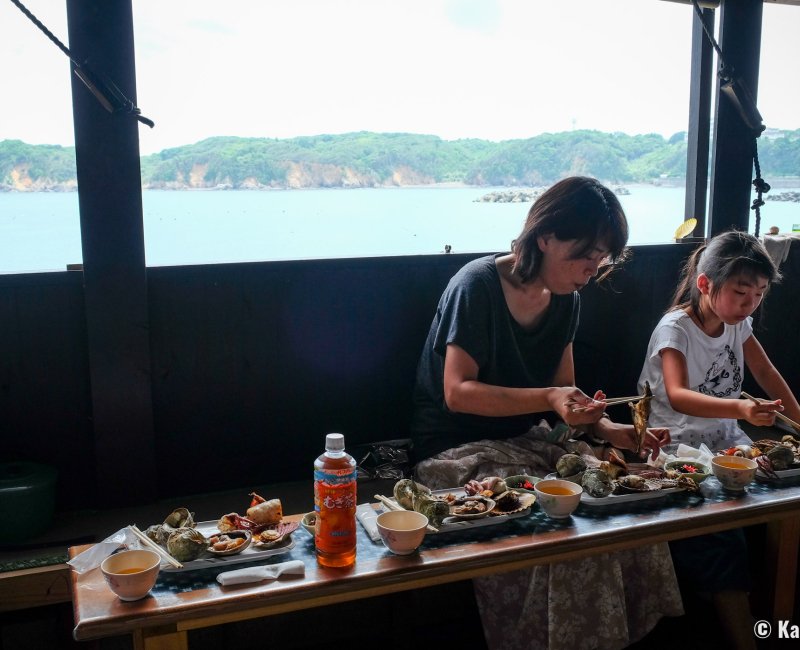 Ama de la préfecture de Mie, déjeuner avec des plongeuses en tenue traditionnelle à Amagoya Osatsu Kamado