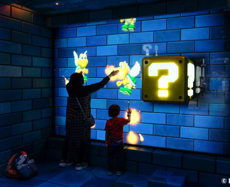 Super Nintendo World (USJ, Osaka), mini-jeu interactif avec le Power-Up Band Super Nintendo World (USJ, Osaka), mini-jeu interactif avec le Power-Up Band