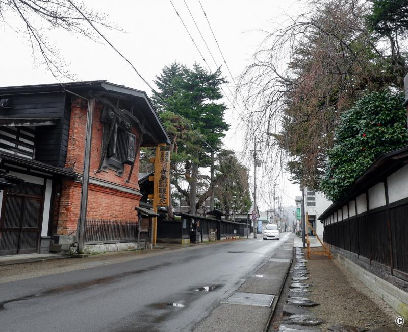 Kakunodate (Akita), brasserie Ando dans un entrepôt Kura en briques rouges Kakunodate (Akita), brasserie Ando dans un entrepôt Kura en briques rouges