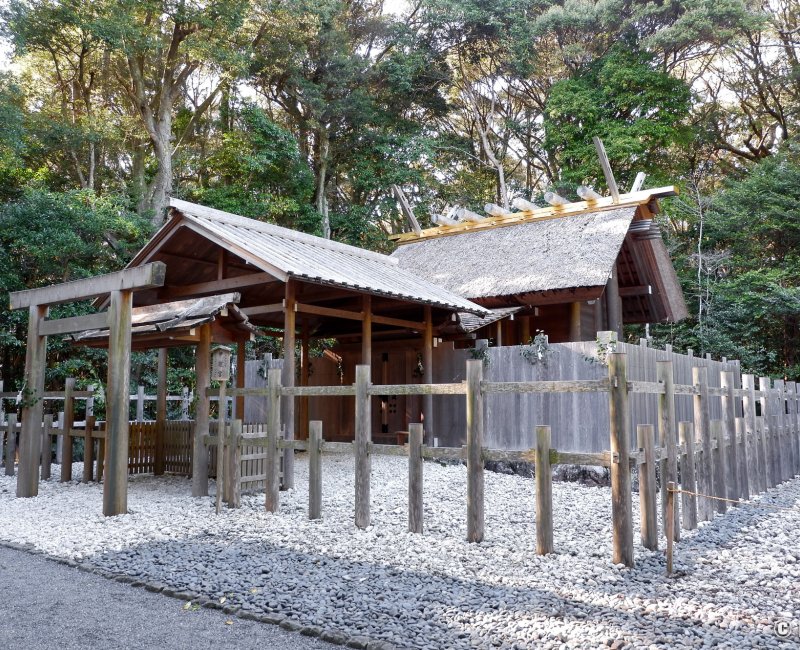 Shima (péninsule d'Ise, Mie), architecture shinto du sanctuaire Izawanomiya