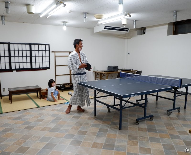 Kawaguchiko Station Inn, salle récréative commune de l'auberge 2 Kawaguchiko Station Inn, salle récréative commune de l'auberge 2