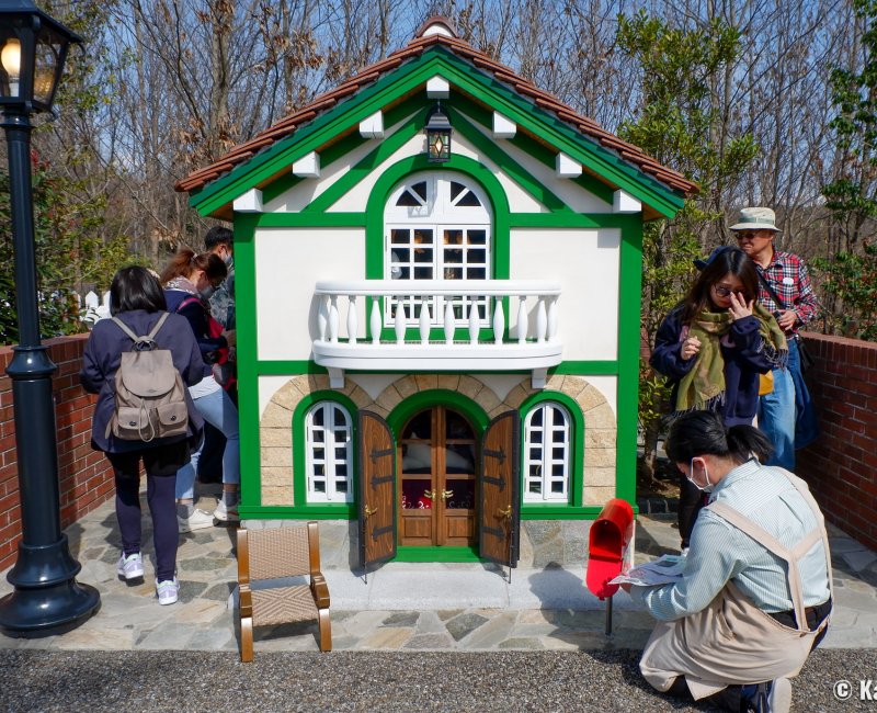 Ghibli Park (Nagoya), bureau de Baron (Le Royaume des Chats) dans La Colline de la Jeunesse Ghibli Park (Nagoya), bureau de Baron (Le Royaume des Chats) dans La Colline de la Jeunesse