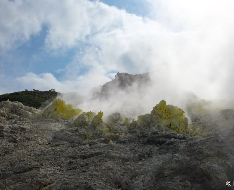 Parc national Akan-Mashu (Hokkaido), soufrière au pied du volcan Iozan