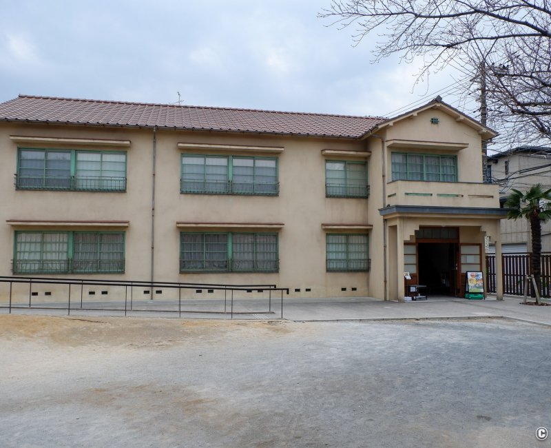 Musée du manga Tokiwaso (Tokyo), reproduction fidèle de la maison Tokiwa-so 2 Musée du manga Tokiwaso (Tokyo), reproduction fidèle de la maison Tokiwa-so 2