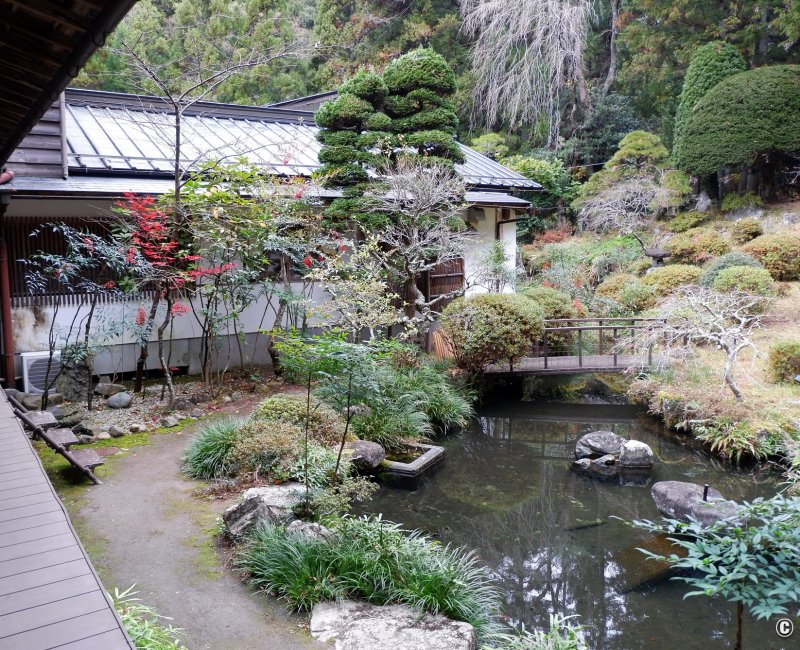 Kakurinbo (Minobu, mont Fuji), vue sur le jardin de l'auberge bouddhiste