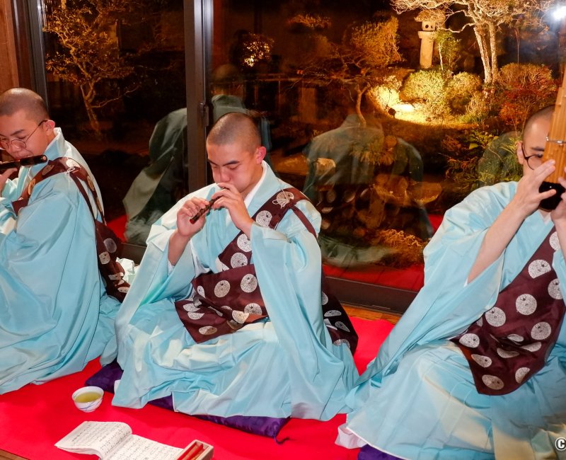 Kakurinbo (Minobu, mont Fuji), représentation musicale de Gagaku