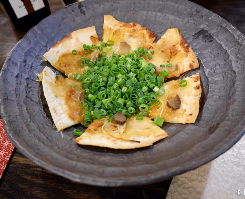 Tamachi Bukeyashiki Hotel (Kakunodate), pizza Domanin, spécialité du restaurant Mominoki-tei Tamachi Bukeyashiki Hotel (Kakunodate), pizza Domanin, spécialité du restaurant Mominoki-tei