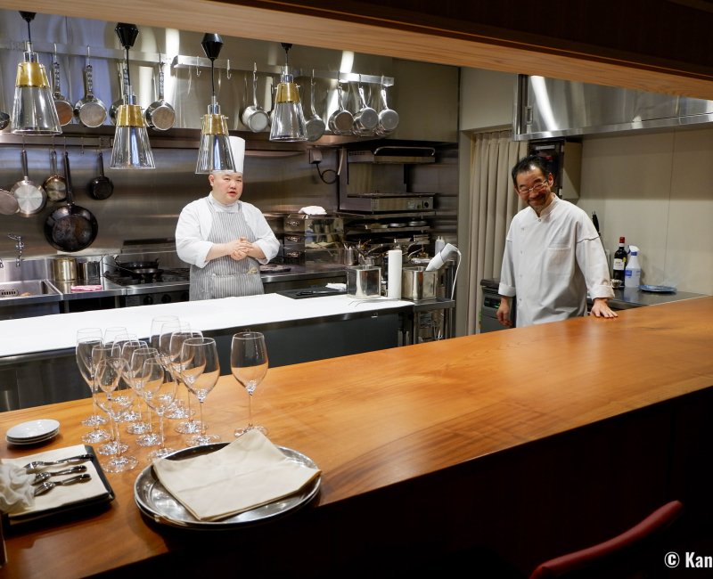 Auberge Homachi Mikuni Minato (Fukui), chefs du restaurant Yoshino Tateru Auberge Homachi Mikuni Minato (Fukui), chefs du restaurant Yoshino Tateru