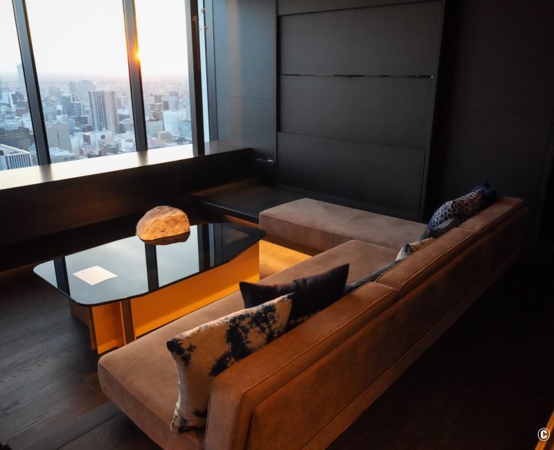 The Royal Park Hotel Iconic Nagoya, salon de la Premium Iconic Suite The Royal Park Hotel Iconic Nagoya, salon de la Premium Iconic Suite