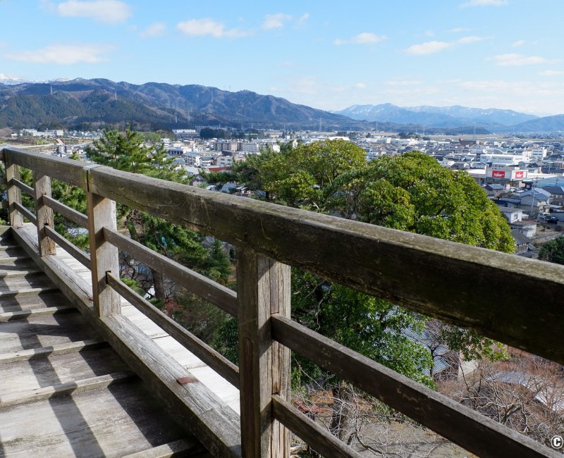 Château de Maruoka (Fukui), Vue sur la ville depuis le donjon 2