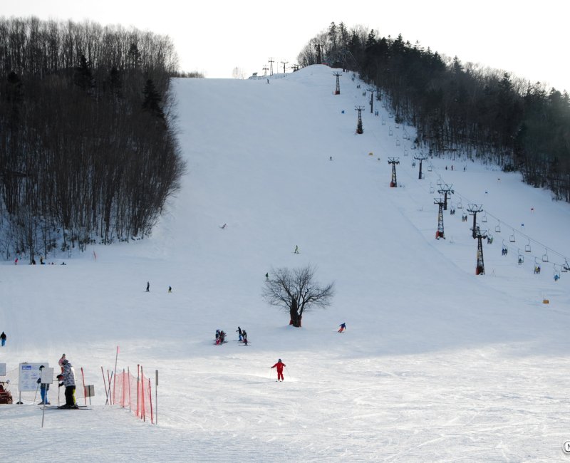 Engaru Rock Valley, piste de ski de descente ©préfecture d'Hokkaido Engaru Rock Valley, piste de ski de descente ©préfecture d'Hokkaido