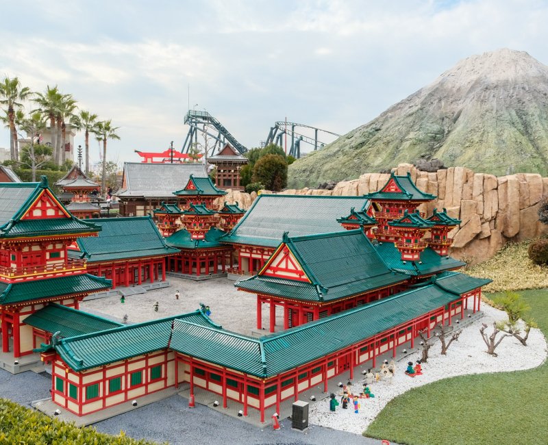 Legoland Japan (Nagoya), Reproduction du Heian-jingu et du Mont Fuji en LEGO à Miniland Legoland Japan (Nagoya), Reproduction du Heian-jingu et du Mont Fuji en LEGO à Miniland