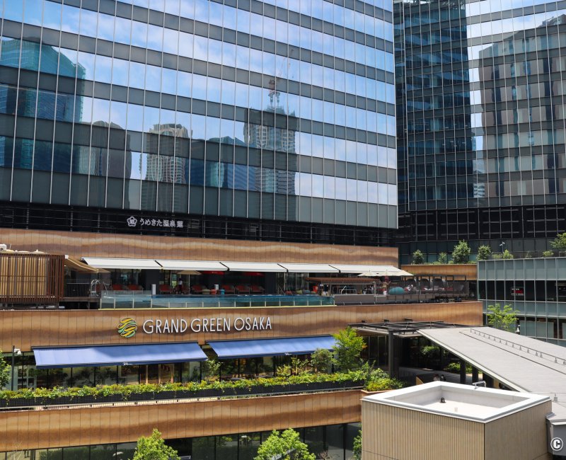 Grand Green Osaka (Umeda), vue sur les bâtiments sud du complexe avec l'hôtel Hankyu Gran Respire Osaka 2