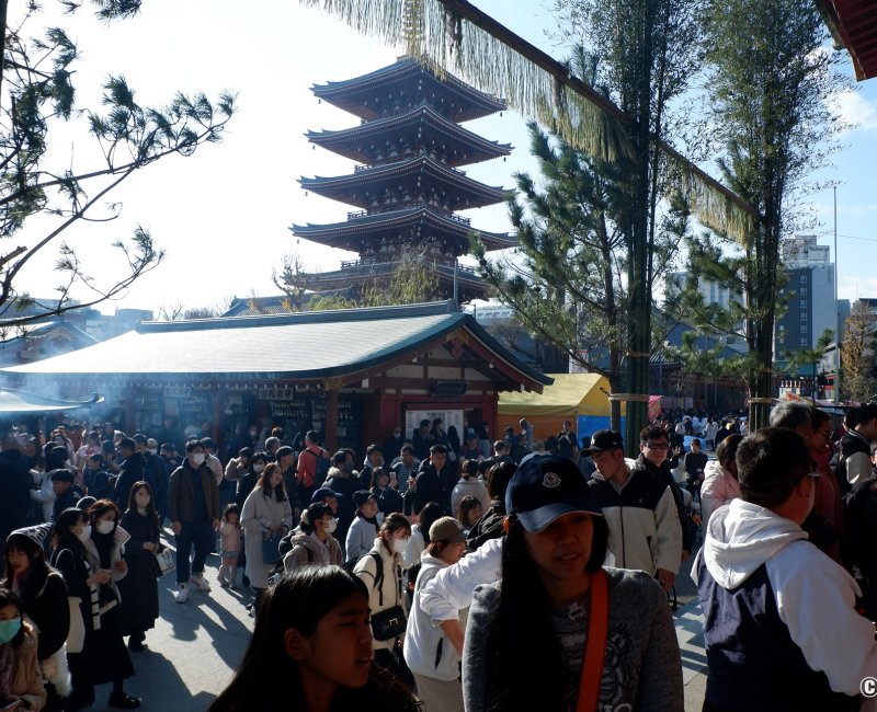 Première visite au temple Senso-ji d'Asakusa pour Ganjitsu 2