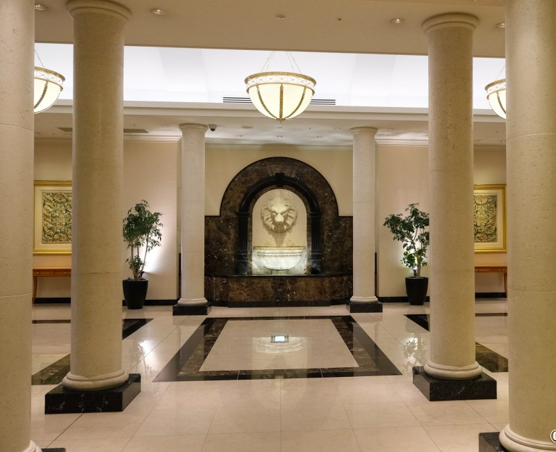 Nagoya Marriott Associa Hotel, fontaine à l'entrée de l'hôtel