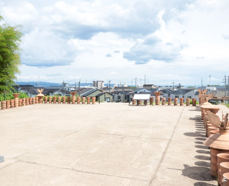 Nagaokakyo (Kyoto), Sommet du kofun d'Igenoyama entouré de poteries Haniwa
