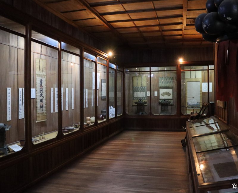 Toyokuni-jinja (Kyoto), Vue des objets exposés au sein du Homotsukan