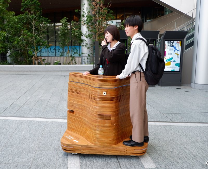 Takanawa Gateway City (Tokyo), Véhicule autonome Iino Takanawa Gateway City (Tokyo), Véhicule autonome Iino
