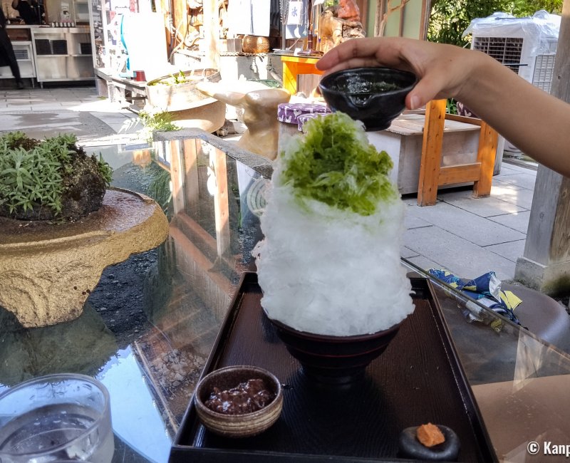 Nagatoro (Saitama), Glace râpée kakigori aromatisée au matcha et à l'azuki