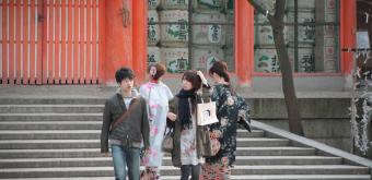Yasaka-jinja (Kyoto), visiteurs au sanctuaire