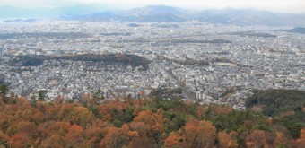 Mont Daimonji à Kyoto, Vue sur la ville et les emplacements de bûchers pour Gozan no Okuribi