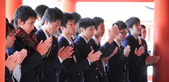 Itsukushima, prière shinto au sanctuaire 2