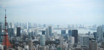 Tokyo City View (Roppongi), Vue sur Tokyo Tower et Baie de Tokyo depuis la Tour Mori