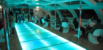 Croisière Himiko (Tokyo), intérieur du bateau de nuit 2