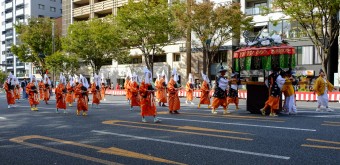 Jidai Matsuri (Kyoto), procession de l'époque de Muromachi avec danseuses Furyu Odori