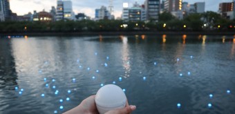 Amanogawa Densetsu sur la rivière Okawa à Osaka