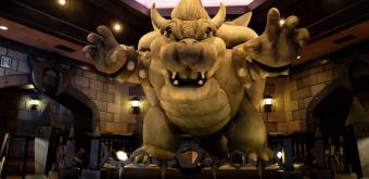 Super Nintendo World (USJ, Osaka), statue de Bowser à l'intérieur de l'attraction Mario Kart Koopa's Challenge 