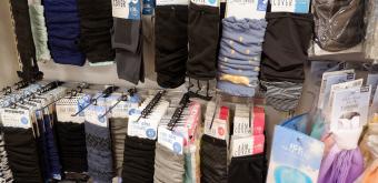 Bas pour couvrir les bras des tatouages et fonction anti-uv