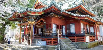 Oji (Tokyo), pavillon principal du sanctuaire Oji Inari-jinja 