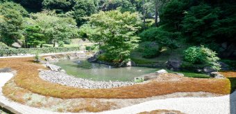Engaku-ji (Kamakura), vue sur le jardin zen du pavillon Daihojo sous les fortes chaleurs de l'été 2022