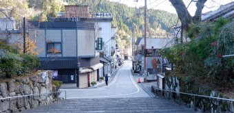 Minobu (Yamanashi, Mont Fuji), rue traditionnelle près du temple Kuon-ji