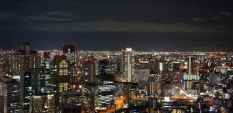 Umeda (Osaka), panorama nocturne depuis l'observatoire Umeda Sky Building