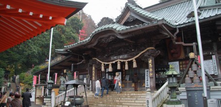 Mont Takao (Tokyo), Pavillon principal du temple Yakuo-in