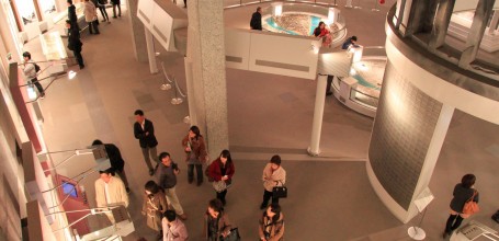 Musée du Mémorial pour la Paix à Hiroshima, Vue intérieure de l'exposition avant rénovation