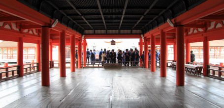 Itsukushima, vue sur le pavillon principal du sanctuaire