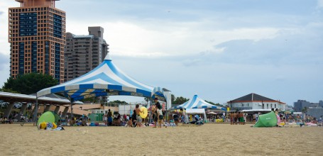 Seaside Momochi (Fukuoka), Vue sur la plage et les immeubles du front de mer 3