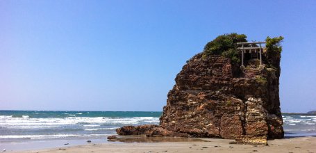 Izumo Taisha (Shimane), Benten-Jima sur la plage Inasa