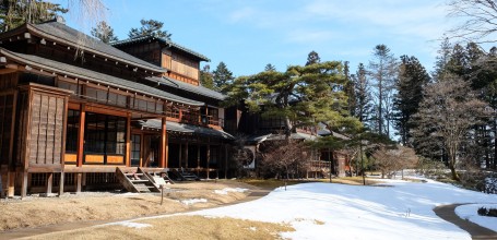 Villa Impériale Tamozawa à Nikko, Vue sur le jardin en hiver