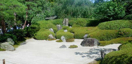 Jardin sec du Meigetsu-in (Kamakura)