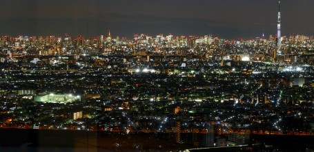 Panorama nocturne sur Tokyo depuis tour I-Link Chiba