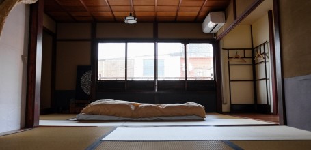 Chambre en tatami et lit futon de la maison Karigane (Kyoto) 2