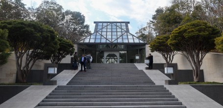 Musée Miho, entrée du bâtiment principal