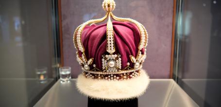 Ile des perles de Mikimoto, couronne exposée au musée des perles