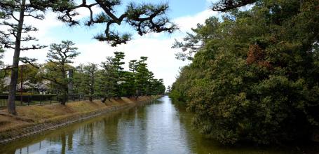 Parc Daisen (Sakai, Osaka), douves autour du Kofun Daisen-ryo