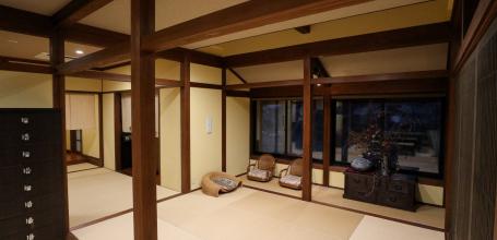 Miyama Sanso (Kurokawa Onsen), intérieur en tatami pour l'accès aux onsen communs