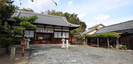 Tamatsushima-jinja (Wakayama), pavillon de culte Haiden du sanctuaire